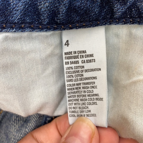 🎁 American Eagle embroider cut off jean shorts 4 - Picture 5 of 5